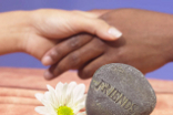 Two hands to agree on business